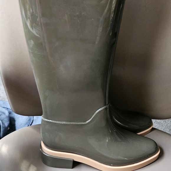 Melissa Rain Boots - New - Picture 4 of 4